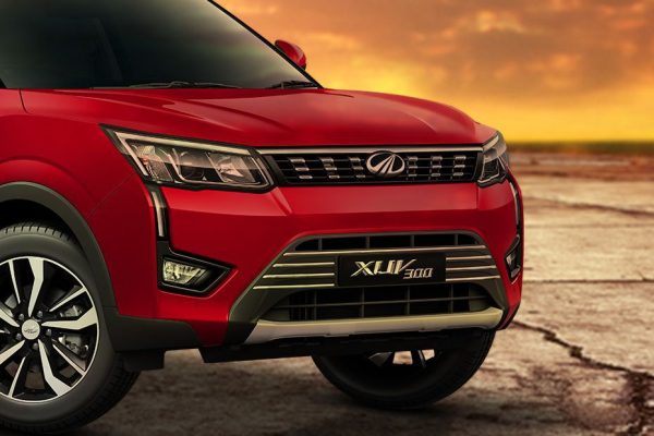 Automotive-Mahindra-XUV300-Exterior-10