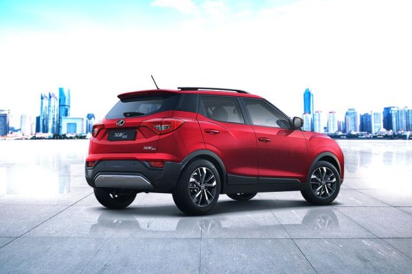 Automotive-Mahindra-XUV300-Exterior-3