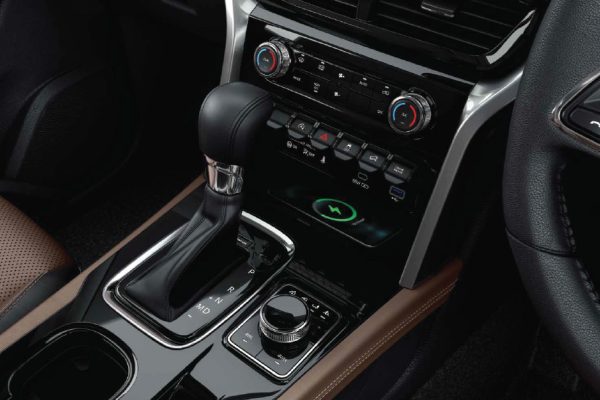 Interior_-2